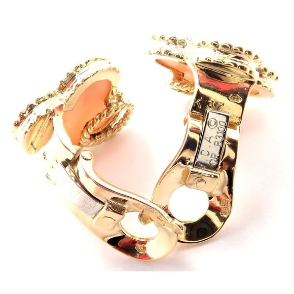 Van Cleef & Arpels Vintage Alhambra 18k Yellow Gold Angel Skin Coral Earrings - Picture 5 of 12
